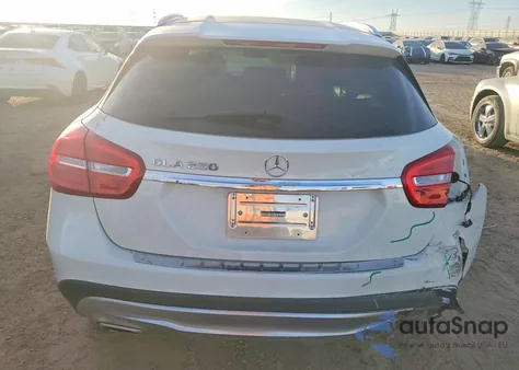 2017 Mercedes-Benz Gla 250 z USA, uszkodzony, nr VIN WDCTG4EB5HJ303575